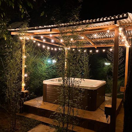 나이로비 The Jungle Oasis With Heated Pool 아파트 외부 사진