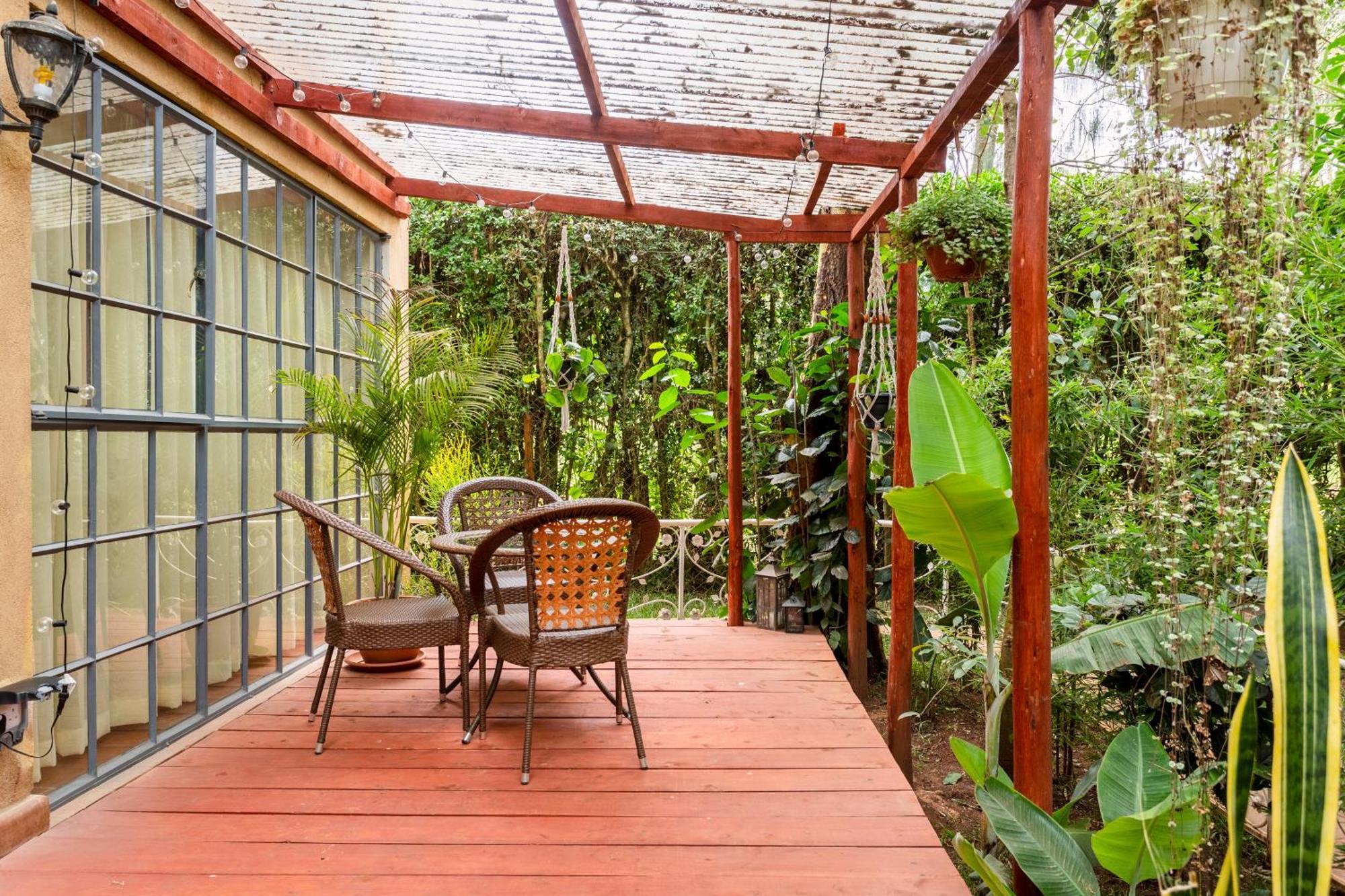 나이로비 The Jungle Oasis With Heated Pool 아파트 외부 사진