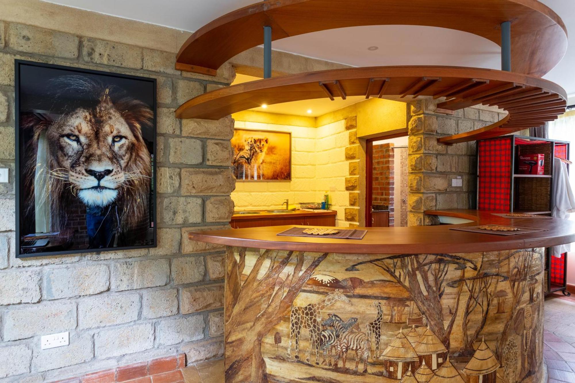 나이로비 The Jungle Oasis With Heated Pool 아파트 외부 사진