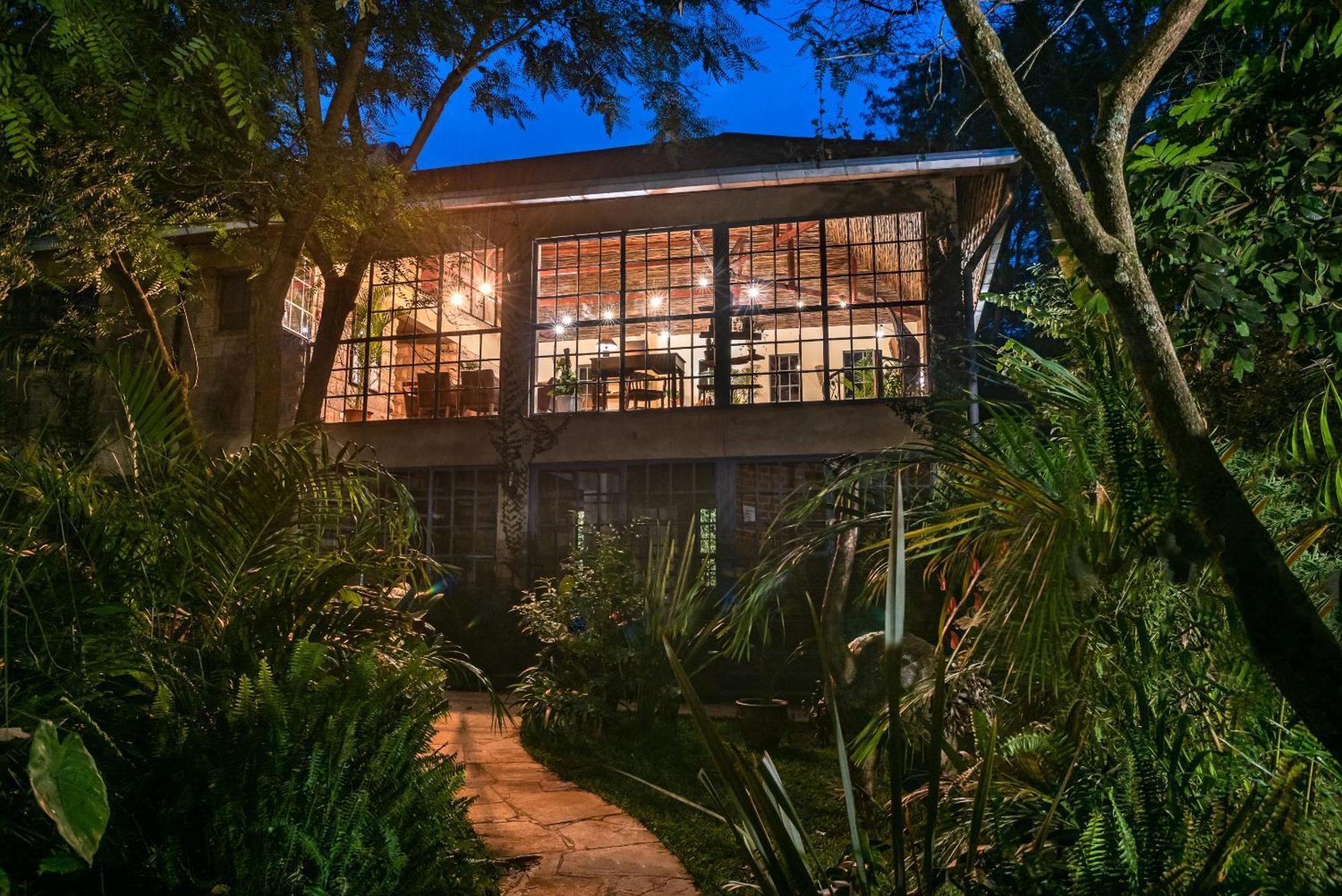 나이로비 The Jungle Oasis With Heated Pool 아파트 외부 사진